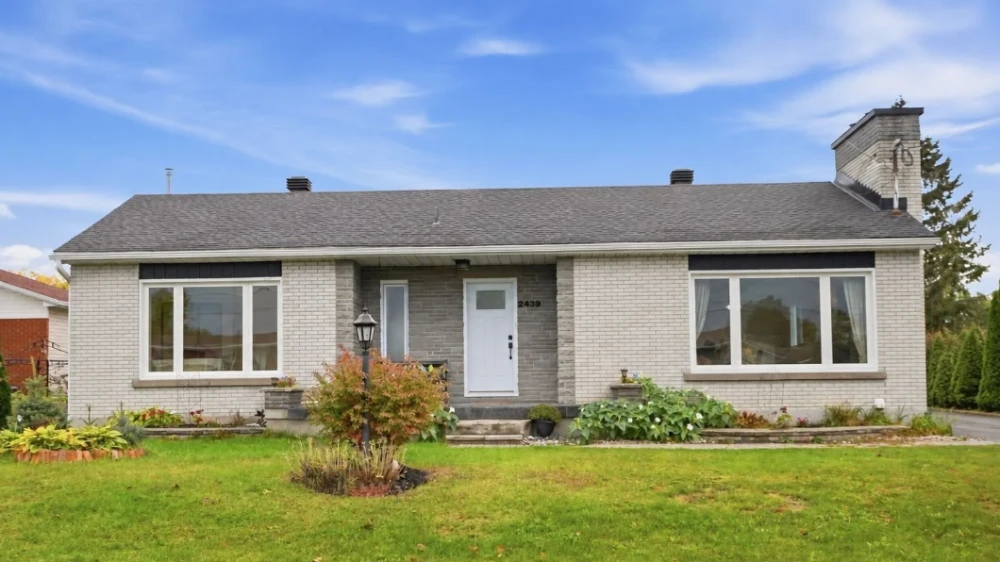 Property management in Rockland Ontario Laurier Street main street